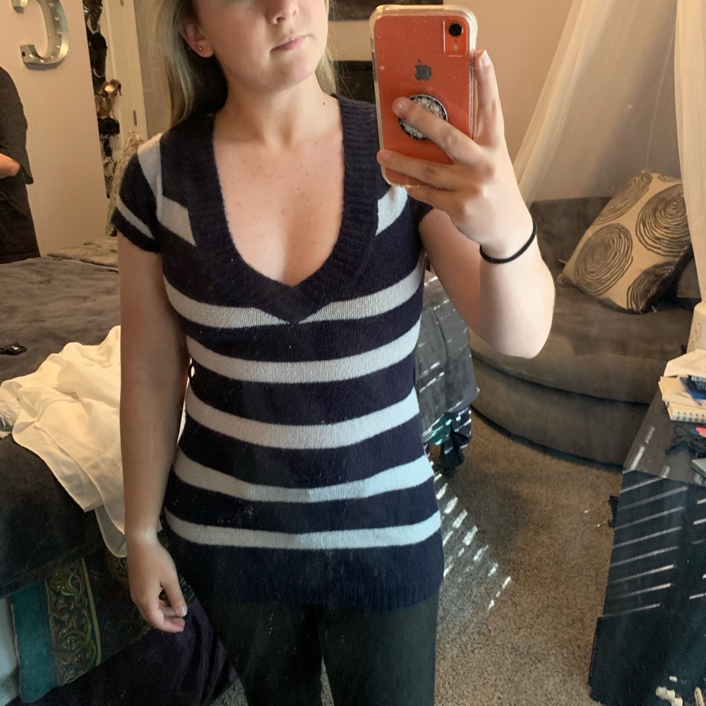 Fitted striped sweater